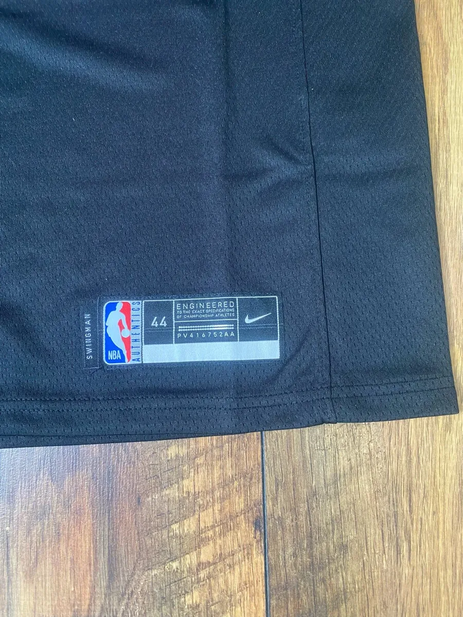 Chicago Bulls - Image 4