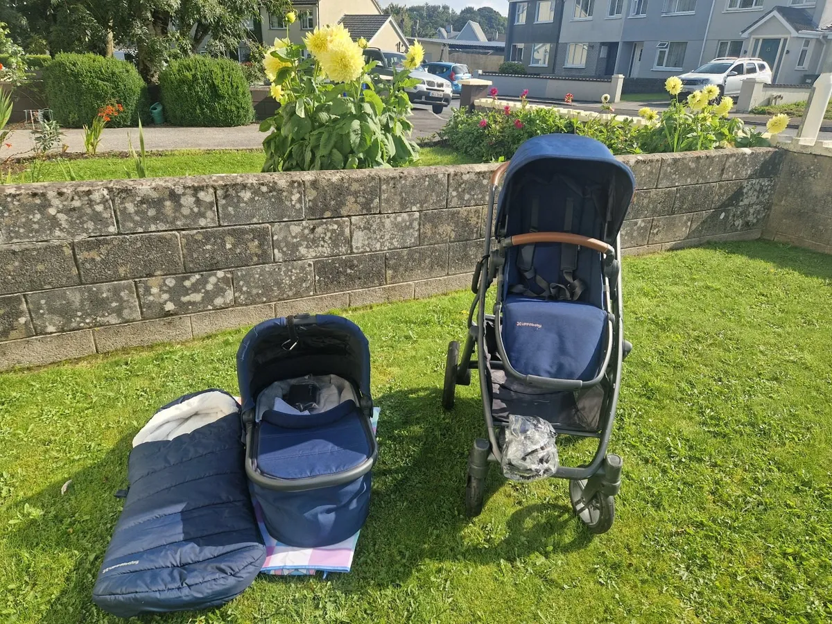 Vista V2 Uppababy Noa with cozy ganoosh - Image 1