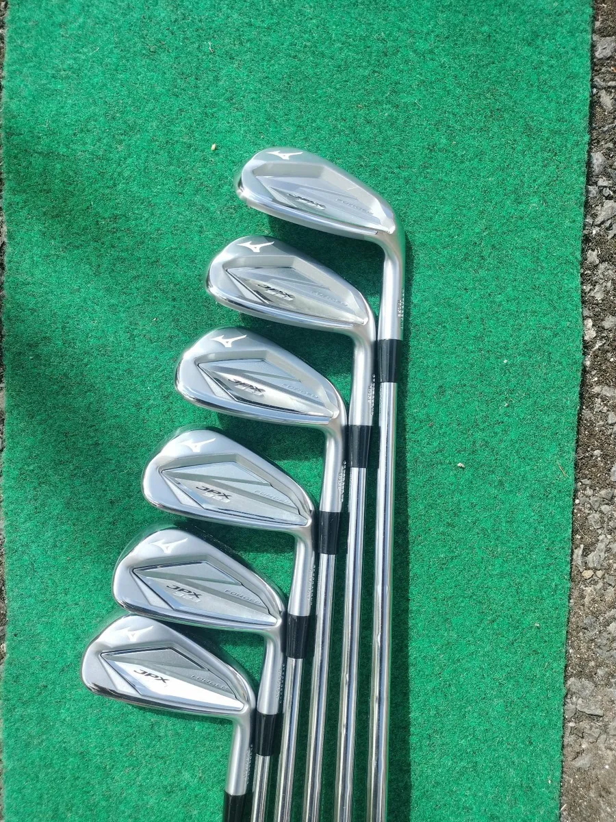 Mizuno   JPX 923 Forged Irons 5-PW Reg steel - Image 1