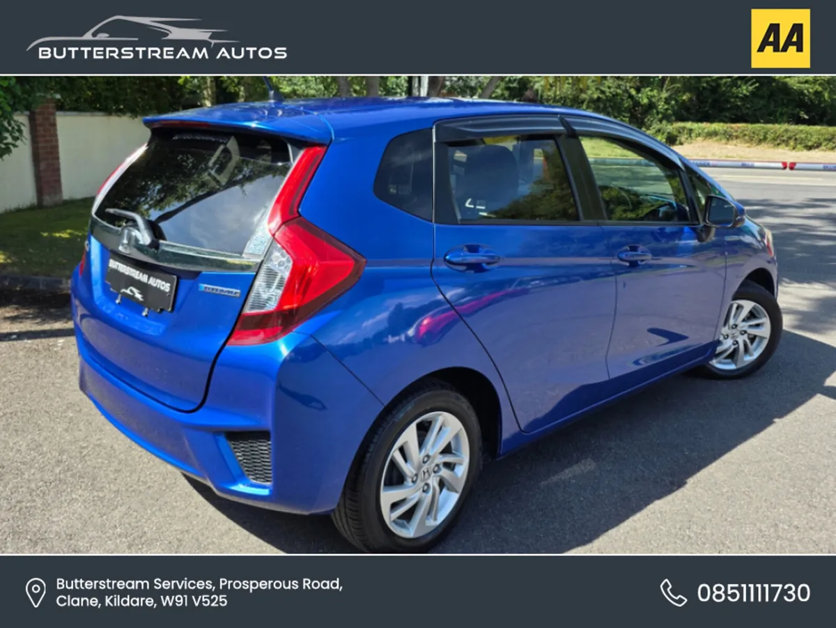 Honda Fit 1.5 HYBRID AUTO**SALE  AGREED** - Image 2