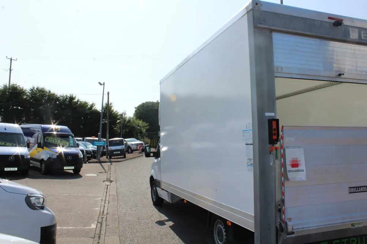 2022 Mercedes-Benz Sprinter 314 Luton Tail Lift - Image 2