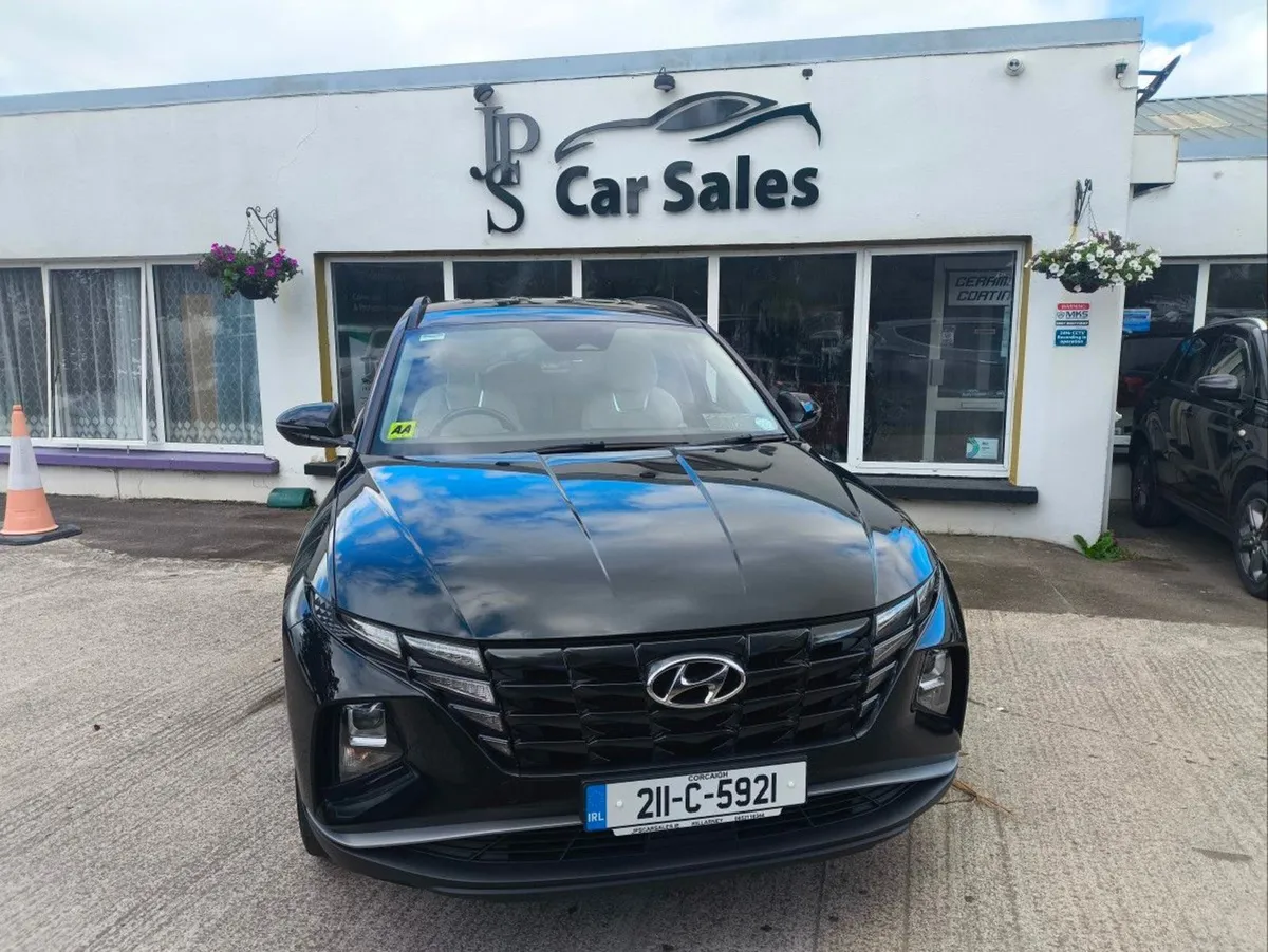 Hyundai Tucson 2WD Executive - Image 3