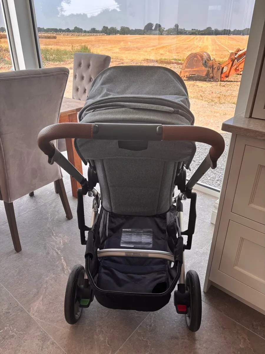 Uppababy vista Cruz V2 - Image 2