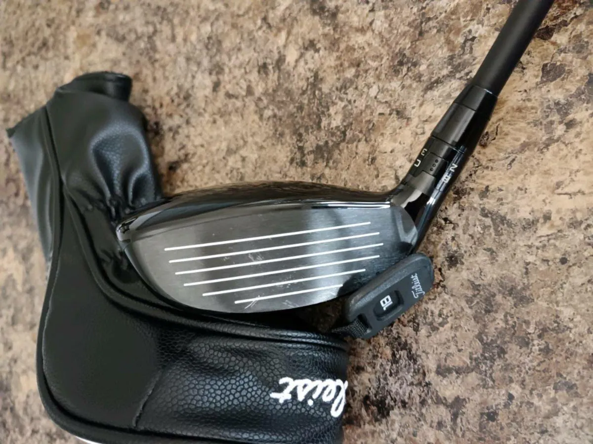 Titleist TSr2 3 Hybrid. Immaculate. - Image 3