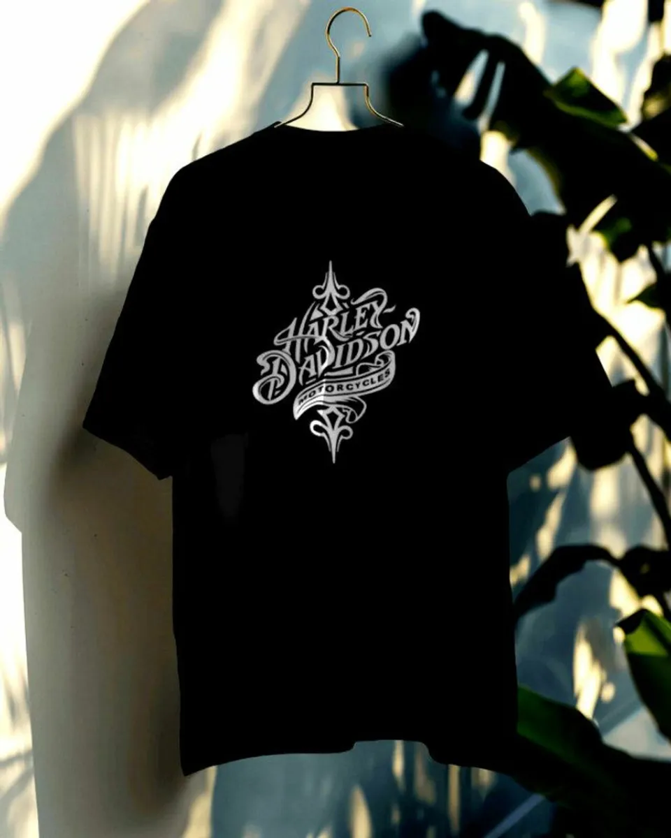 BNWT Harley T-Shirt/ Fits All - Image 1