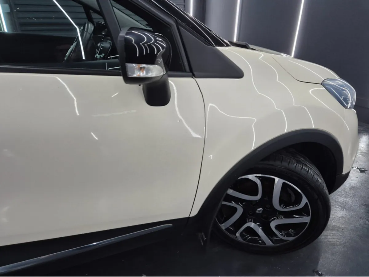 Renault Captur INTENSE 1.5 DCI 90 4DR - Image 3