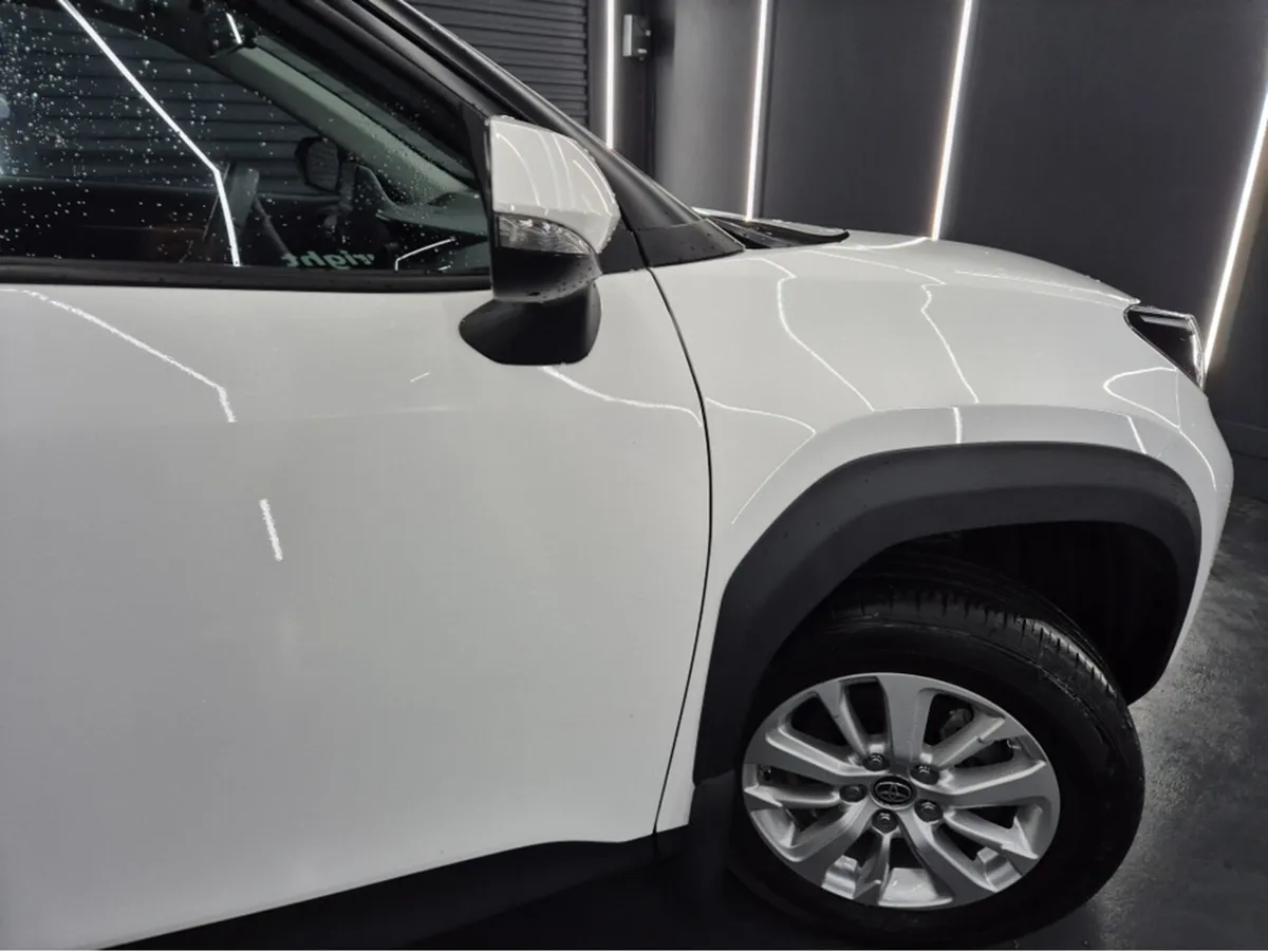Toyota Yaris CR LUNA 4DR AUTO - Image 3