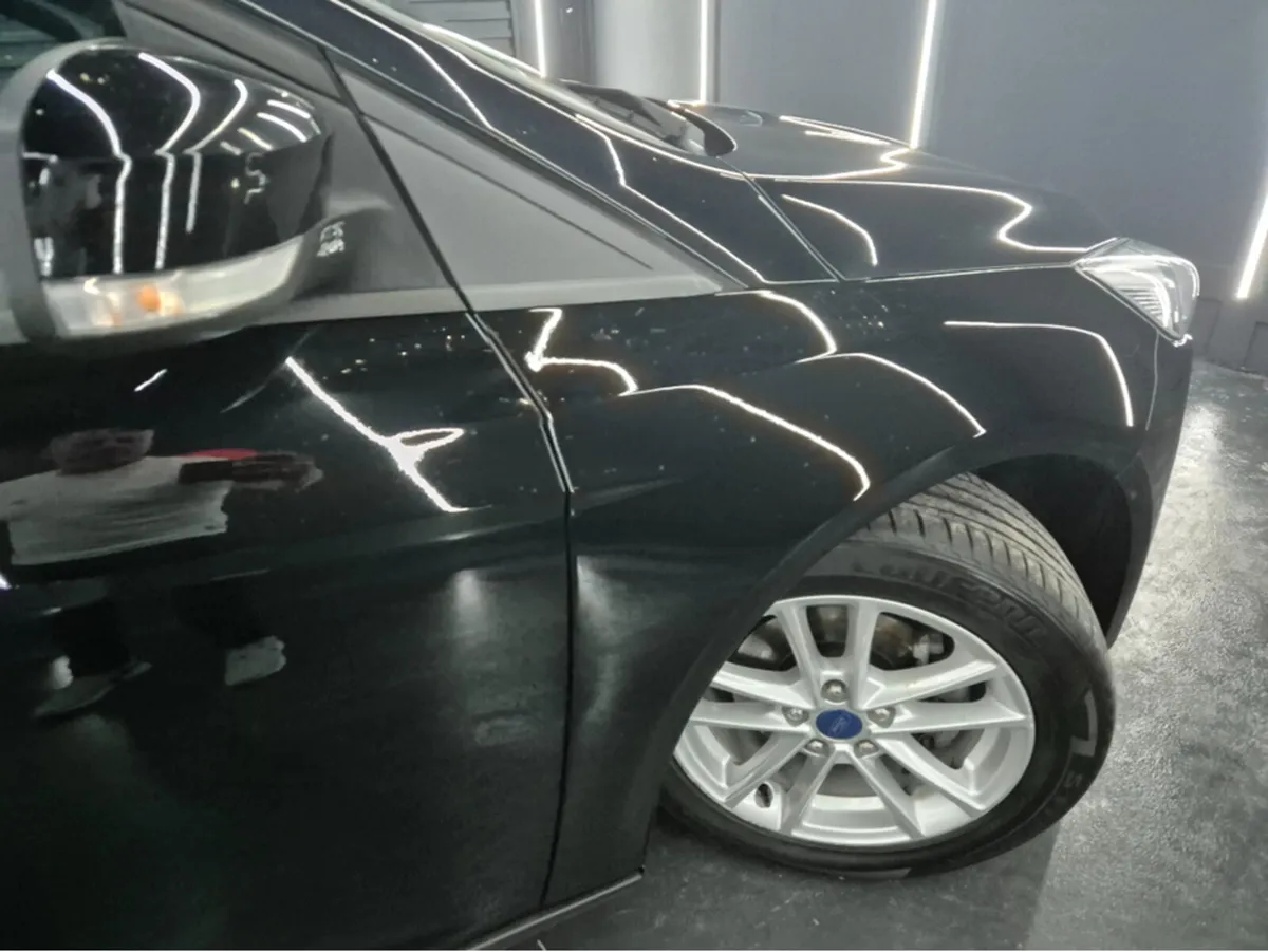 Ford Focus STYLE 1.5 TD 95PS 6SPEED 4DR - Image 2