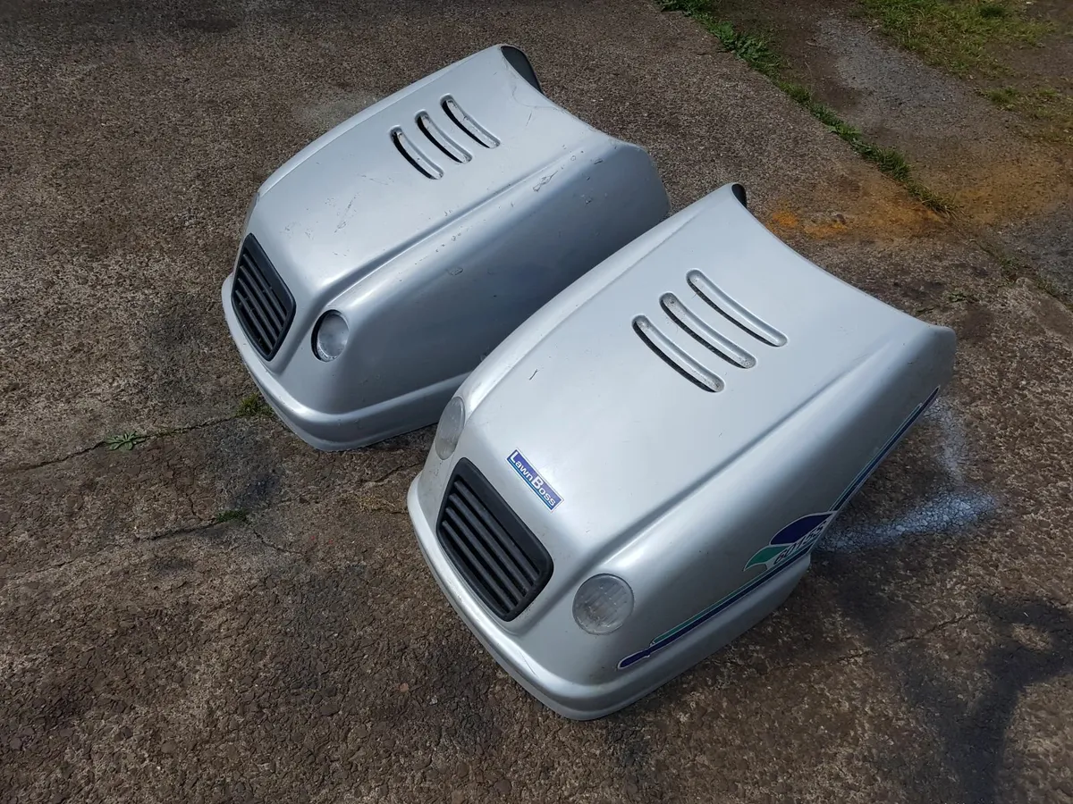 RIDE ON MOWER BONNET - FOR SALE - Image 2