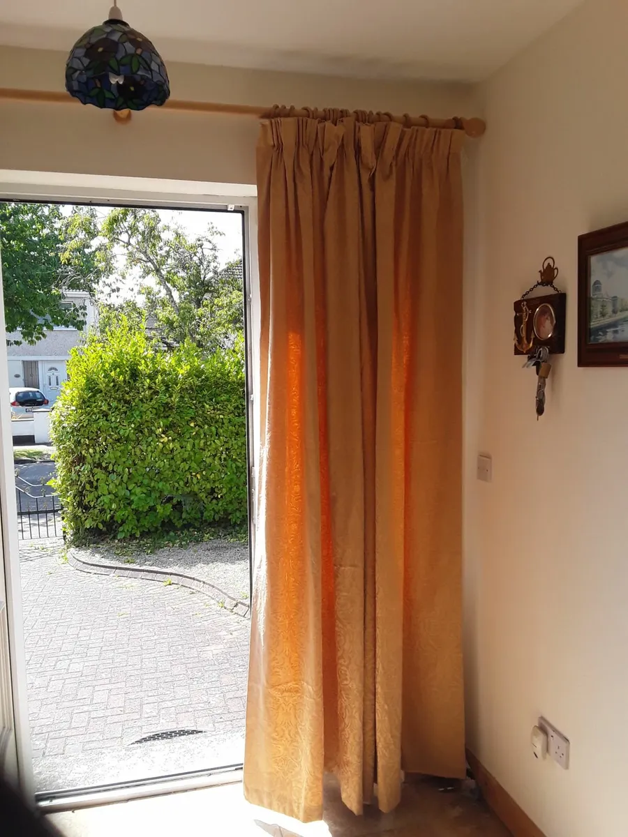 Gold or Amber coloured vintage curtains - Image 3