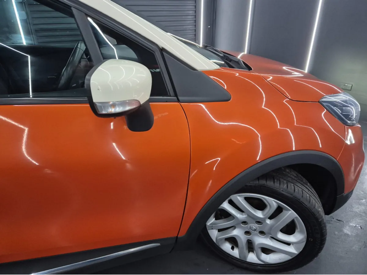 Renault Captur INTENSE 1.5 DCI 90 4DR - Image 2
