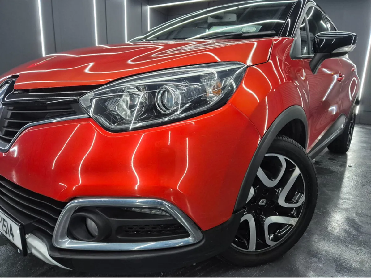 Renault Captur SIGNATURE 1.5 DCI 90 20 4DR - Image 2