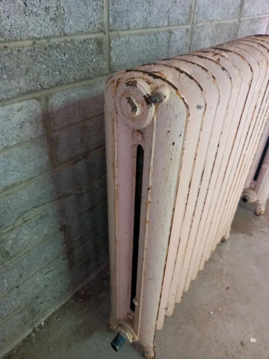 Cast iron radiators - Image 3