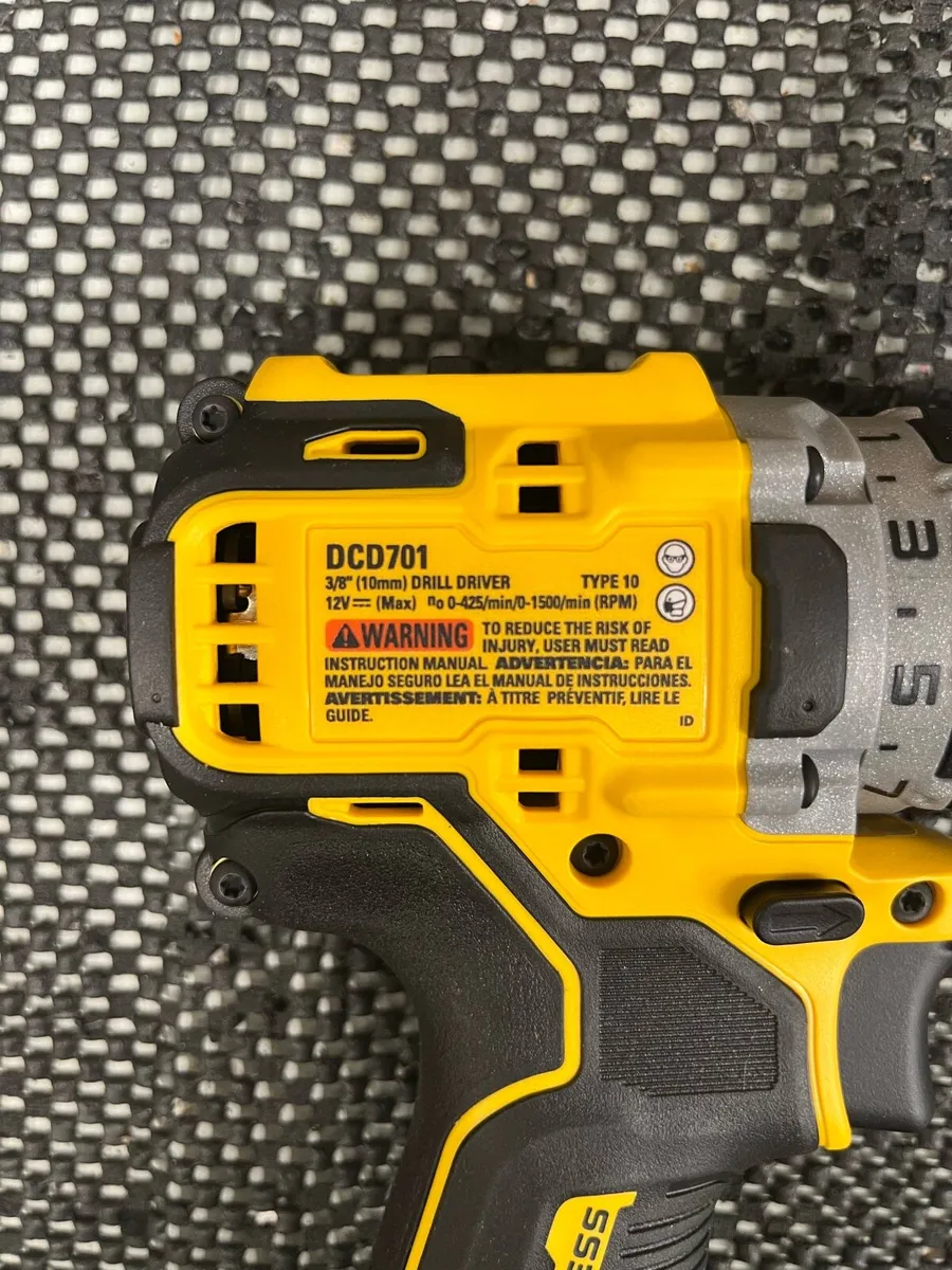 DeWalt 12v Compact Drill - Image 4