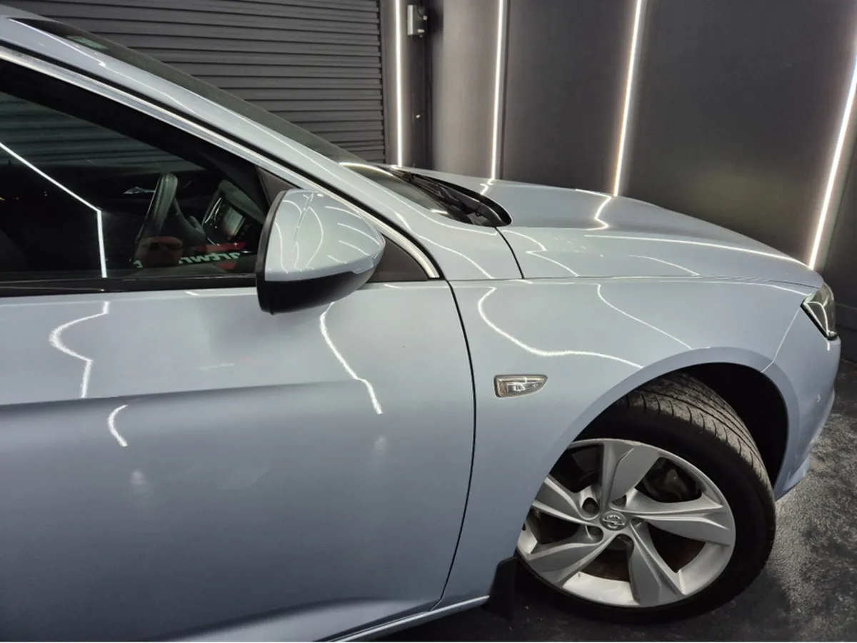 Opel Insignia GRAND SPORT ELITE 170 170PS 5DR - Image 2