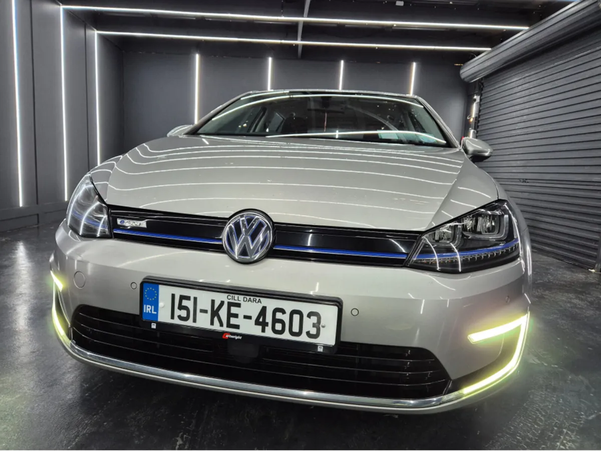 Volkswagen Golf 115bhp 5DR AUTO E-GOLF - Image 3