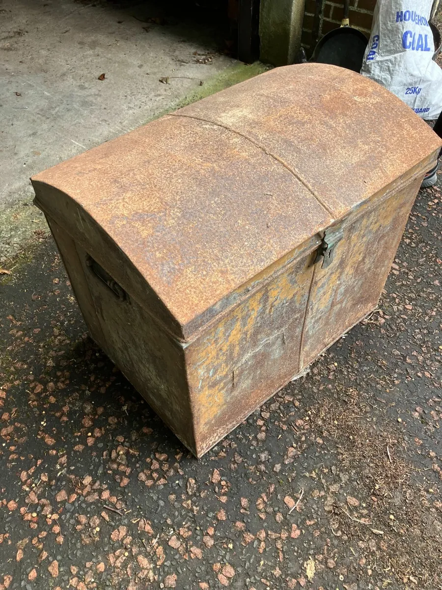 antique metal trunk - Image 1