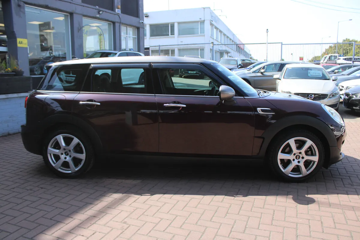MINI COOPER MINI CLUBMAN 6DR ESTATE AUTOMATIC // M - Image 3