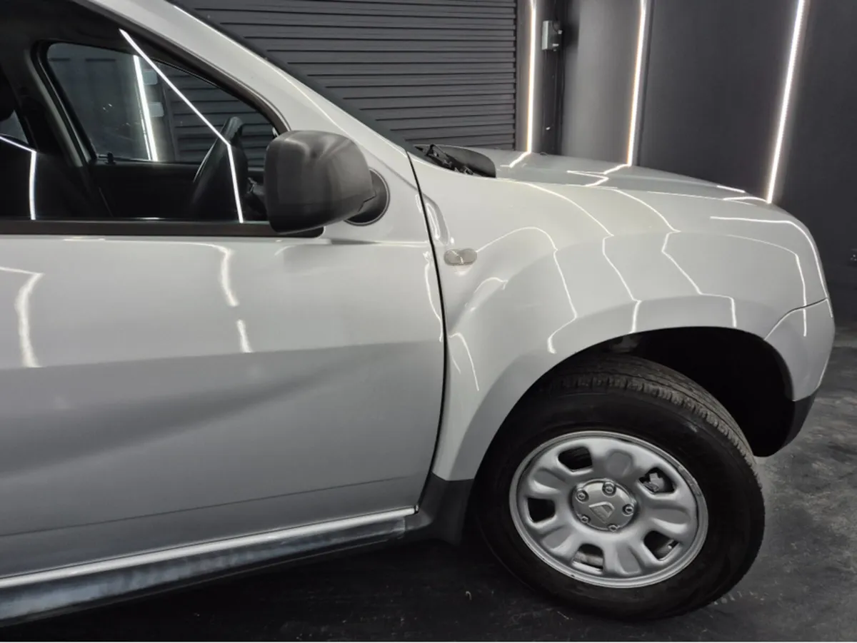Dacia Duster ALTERNATIVE 1.5 DCI 110 4DR - Image 4
