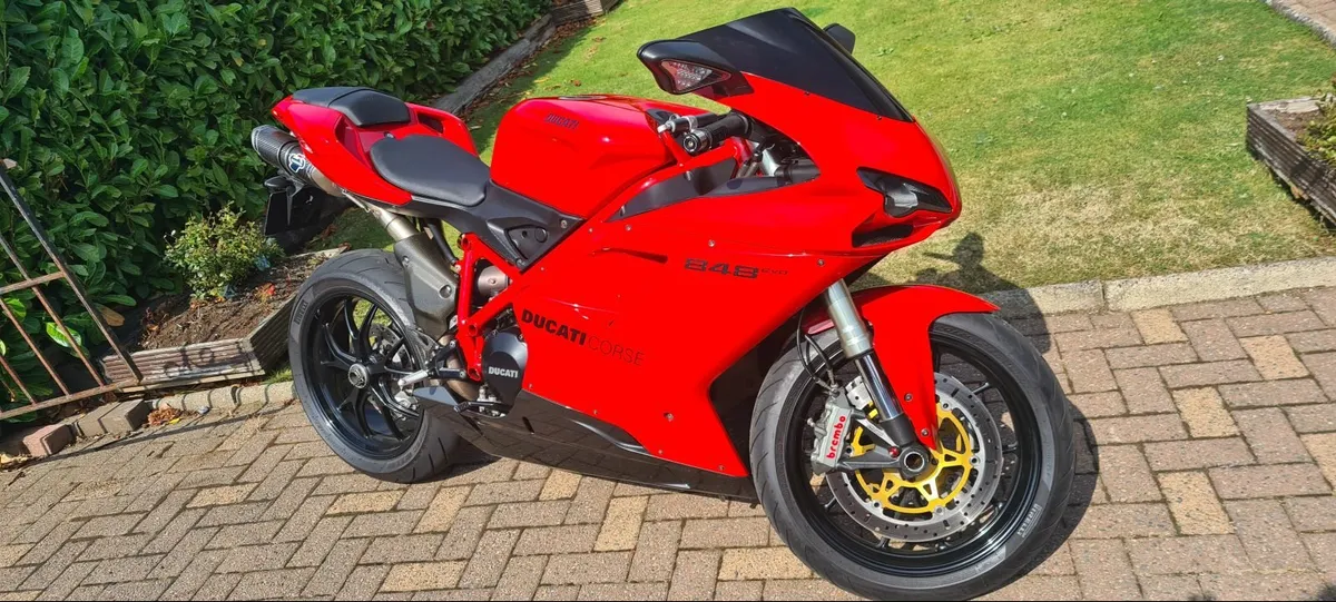 DUCATI 848 evo 2011 - Image 4