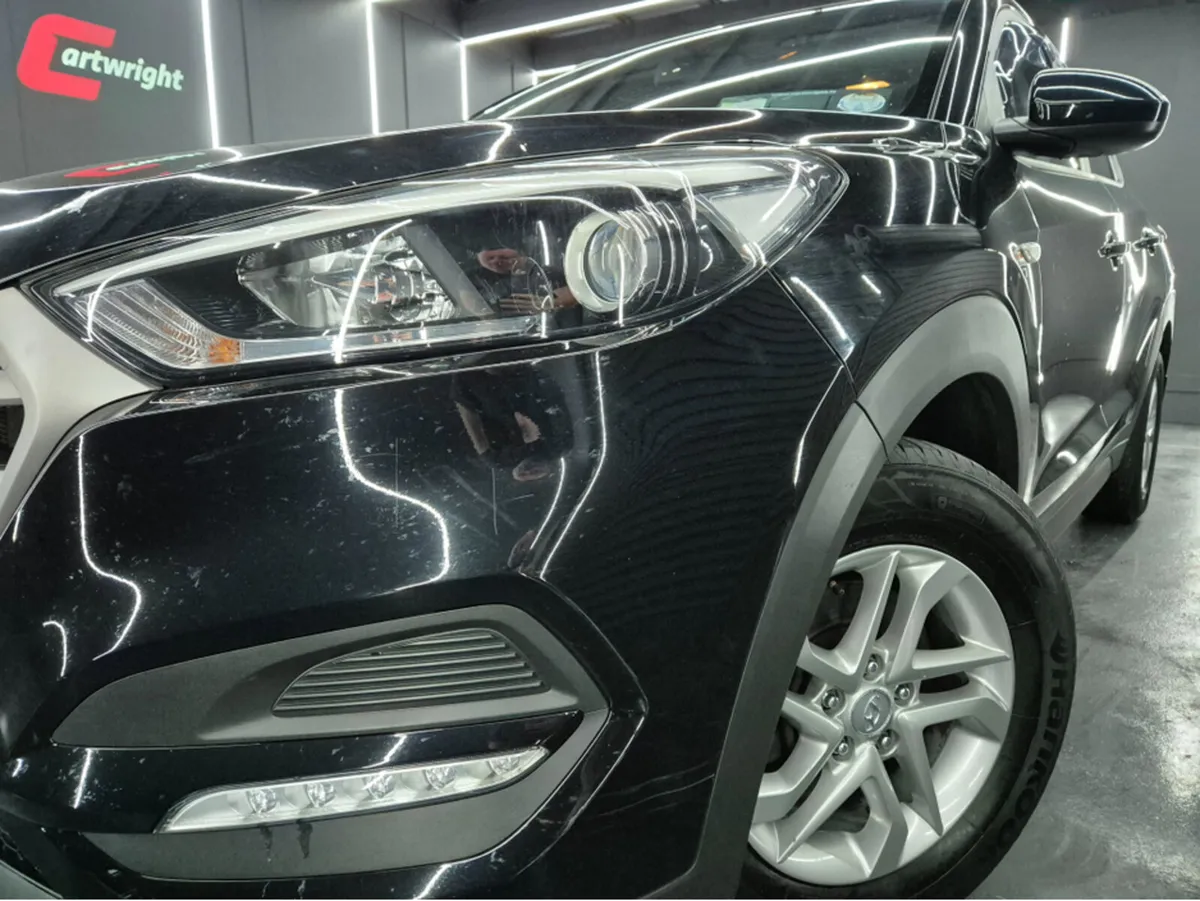 Hyundai Tucson COMFORT 5DR - Image 2