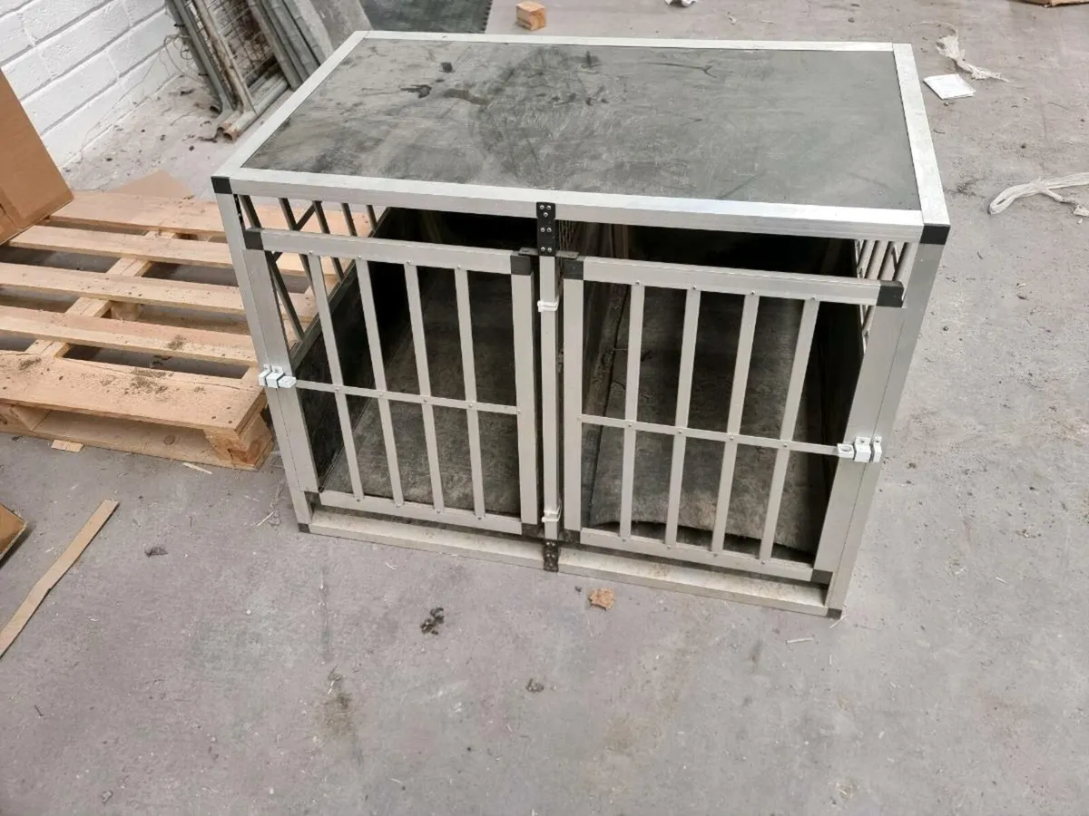 Dog transport box - Image 2