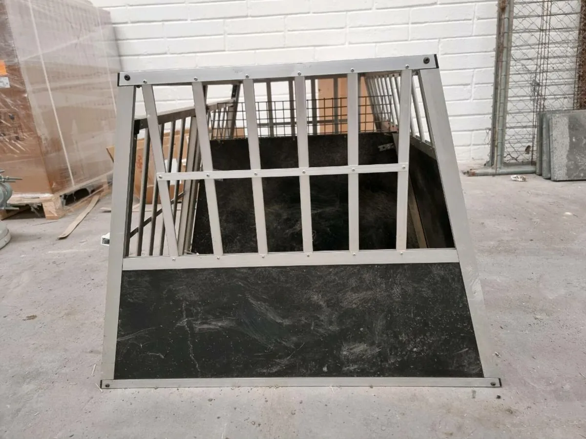 Dog transport box - Image 3