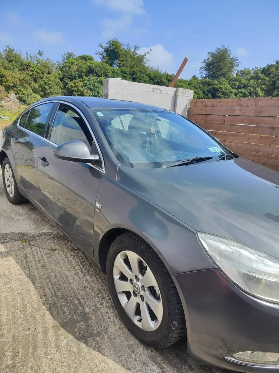 Vauxhall Insignia 2011 - Image 2