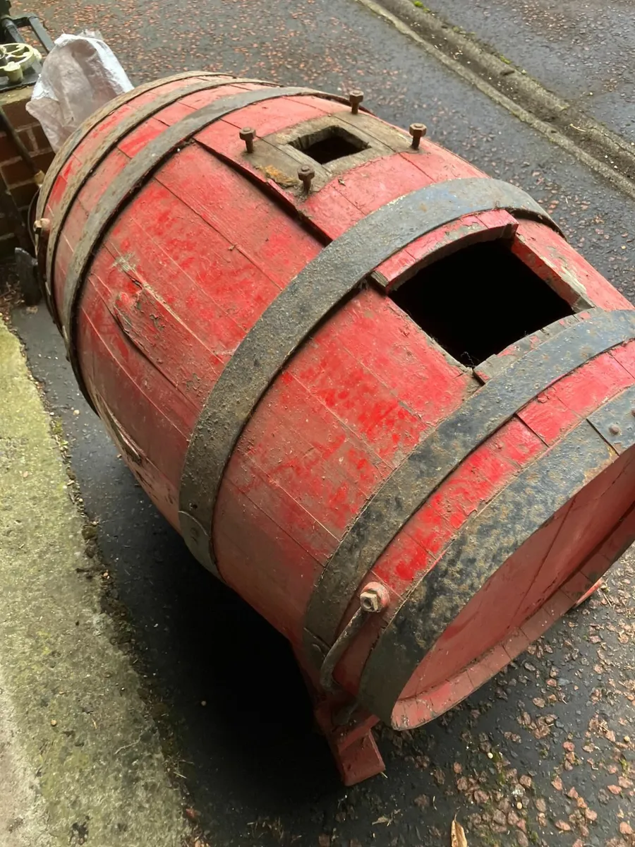 Antiqoe oak barrel on base - Image 3