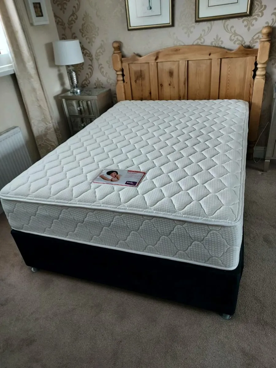 Mattress and Base - Image 3