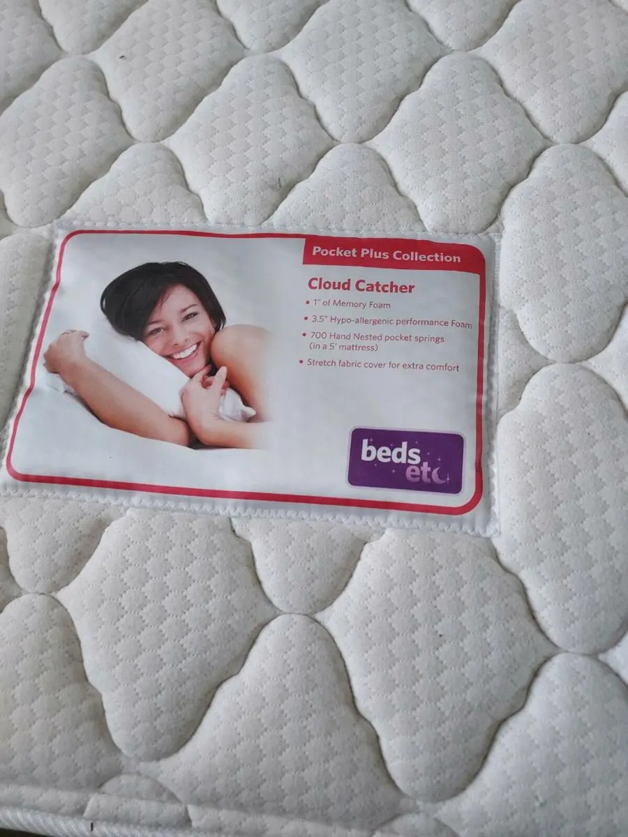 Mattress and Base - Image 4