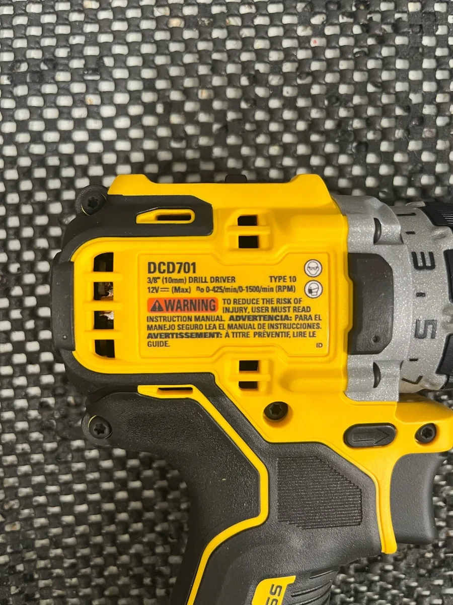 DeWalt 12v Compact Drill - Image 3