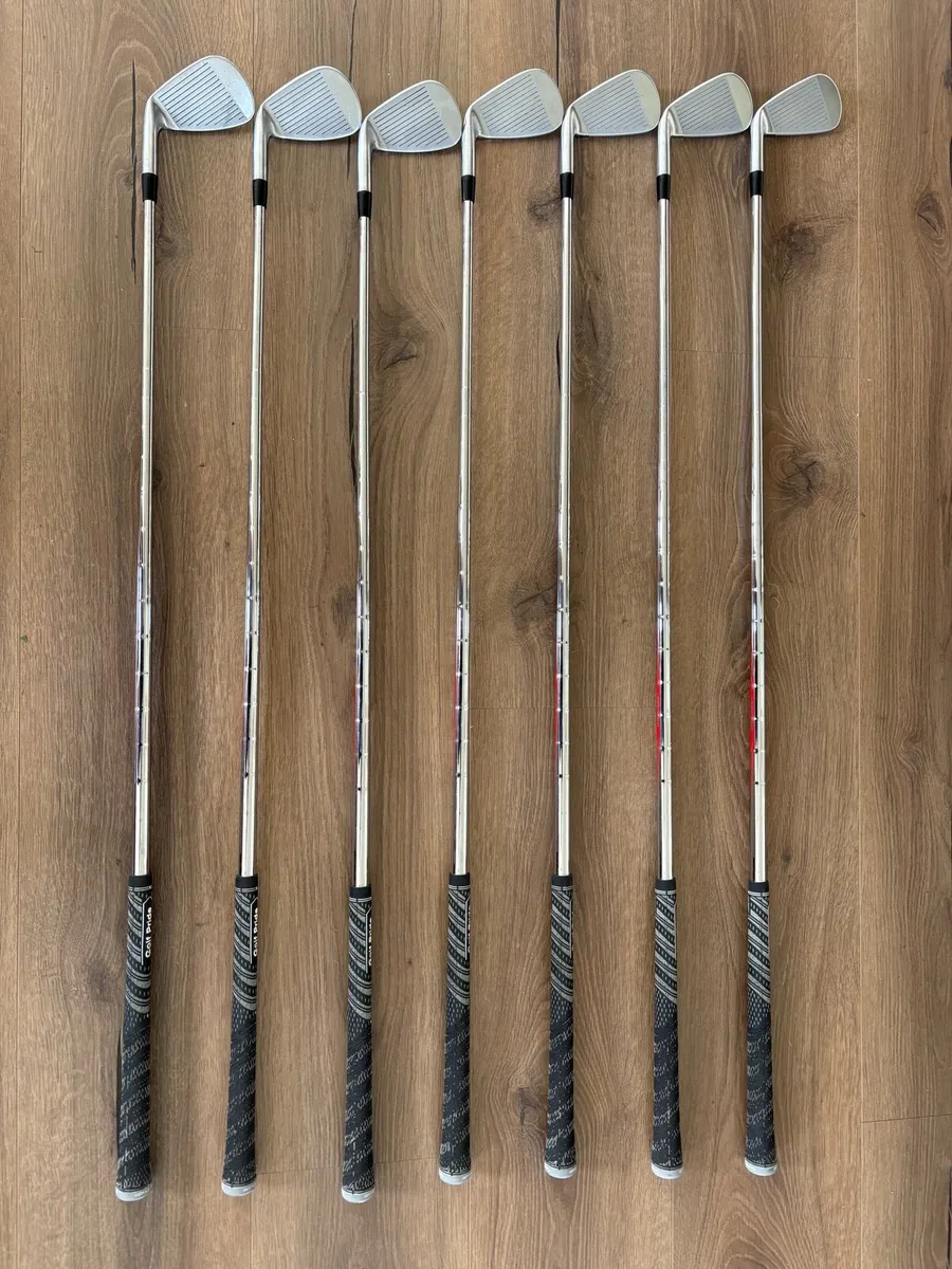 Mizuno Pro 245 Steel Irons Gents RH - Image 3