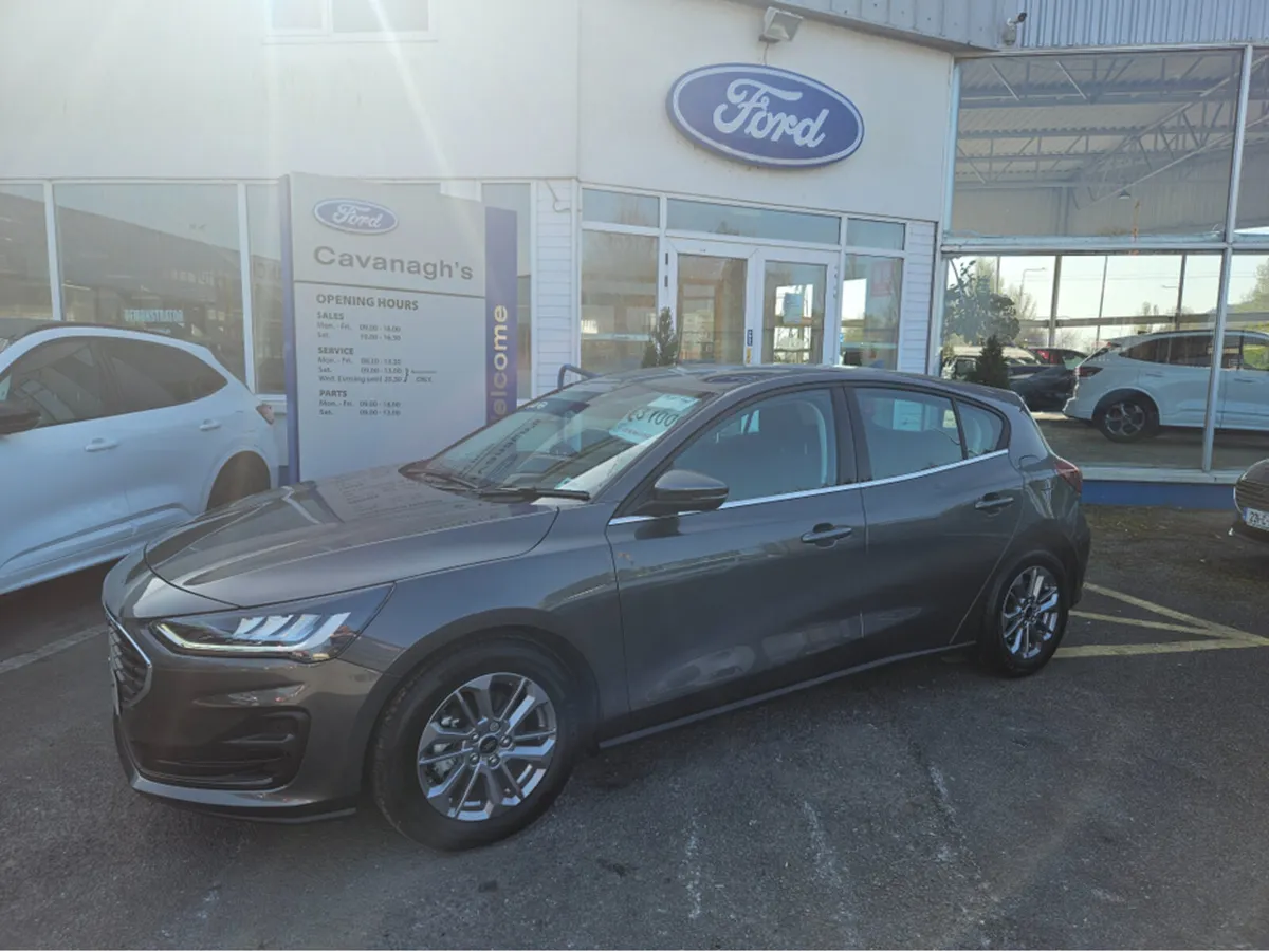 Ford Focus TITANIUM 5DR 1.0L 125 MHEV 6 - Image 2