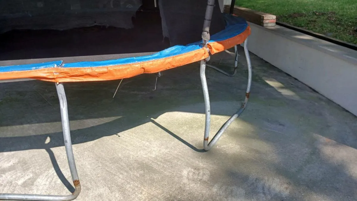 Trampoline 13 ft  FREE - Image 4