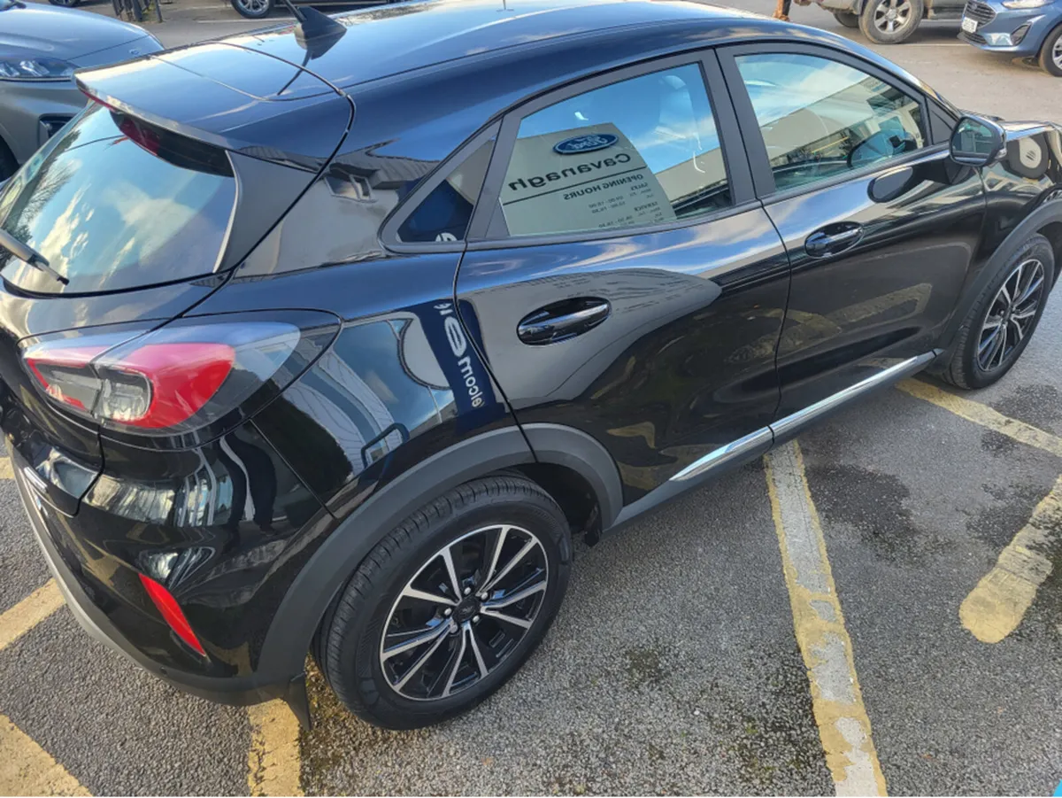 Ford Puma TITANIUM 5DR 1.0T 125 MHEV DC7 - Image 4