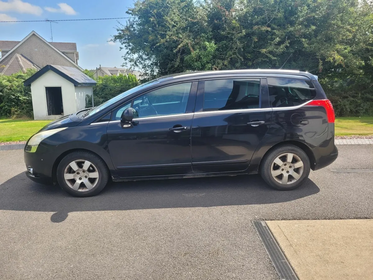 2012 PEUGEOT 5008 1.6 HDI. - Image 2