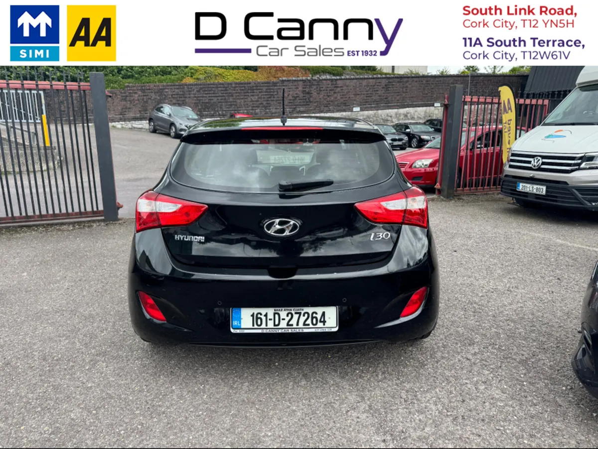 Hyundai i30 1.6 DELUXE 5DR - Image 4
