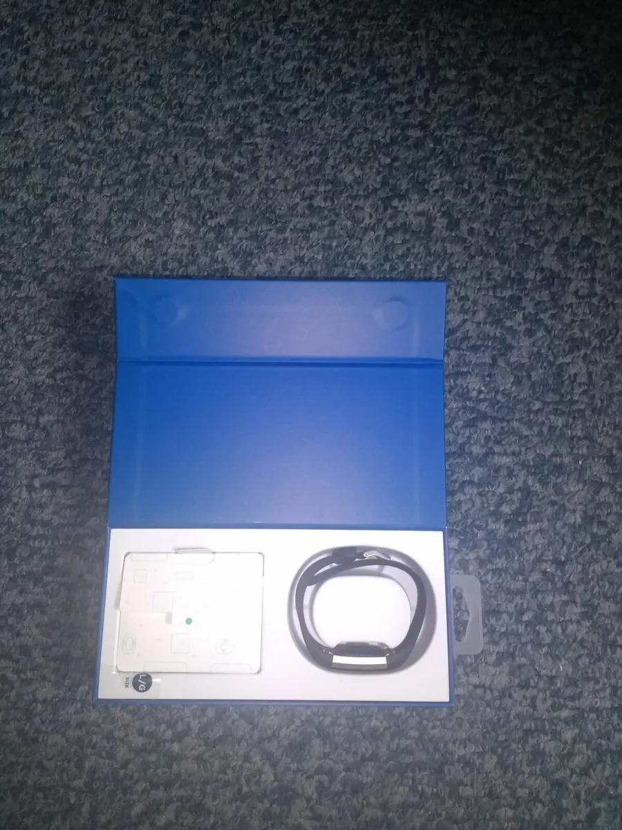 Fitbit Charge 2 Heartrate & Fitness Wristband - Image 3