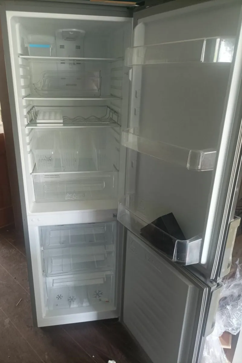 Zanussi fridge - Image 2
