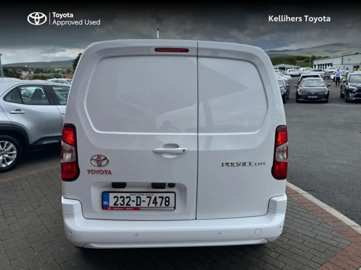Toyota Proace City 1.5 GX SWB 1000KG 3DR - Image 4
