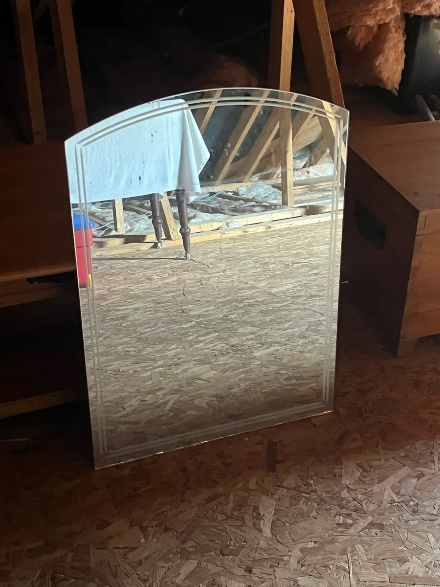 Bathroom mirror