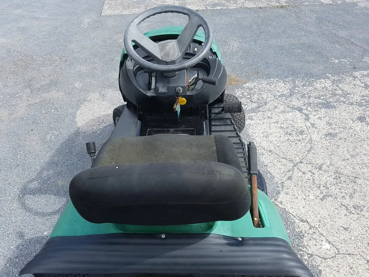 CASTELGARDEN TWINCUT PLUS RIDE ON MOWER - FOR SALE - Image 3