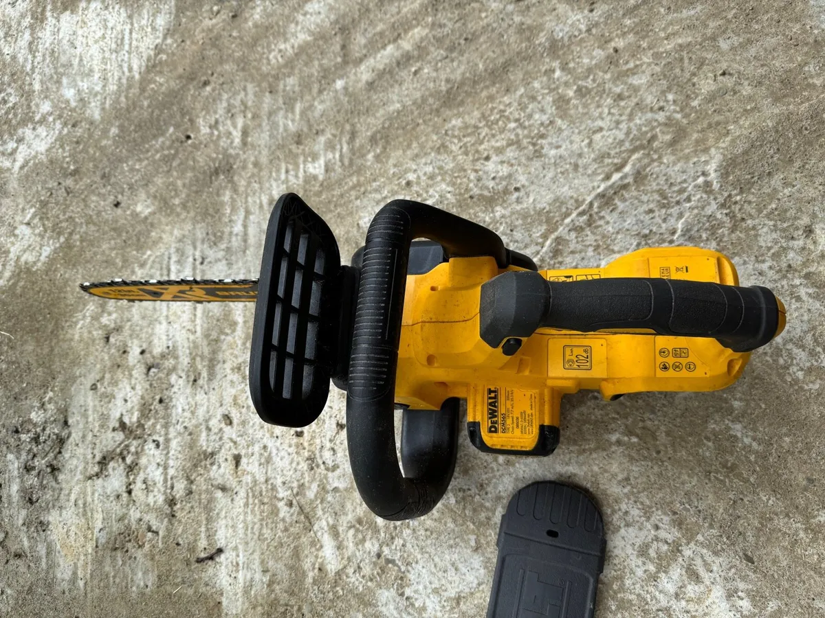DeWalt Chainsaw DCM565 - Image 3