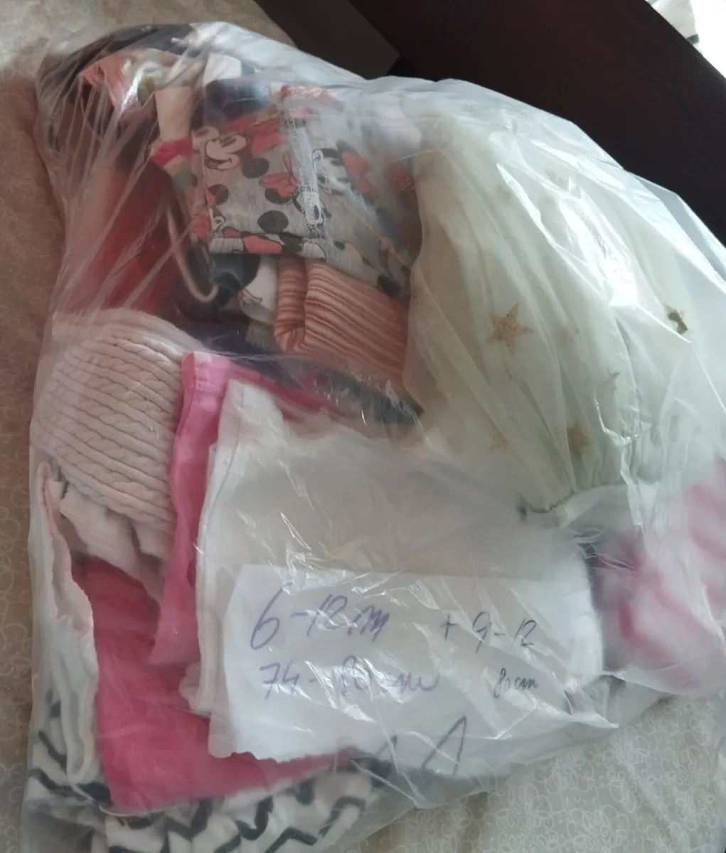 Baby girl clothes age 6-18 months - Image 1