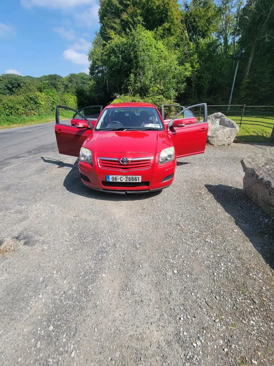 Toyota Avensis 1.6 - Image 1