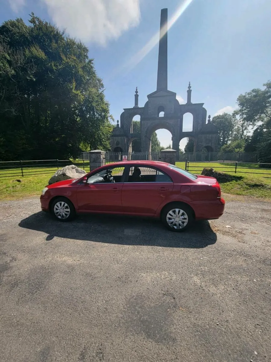 Toyota Avensis 1.6 - Image 2
