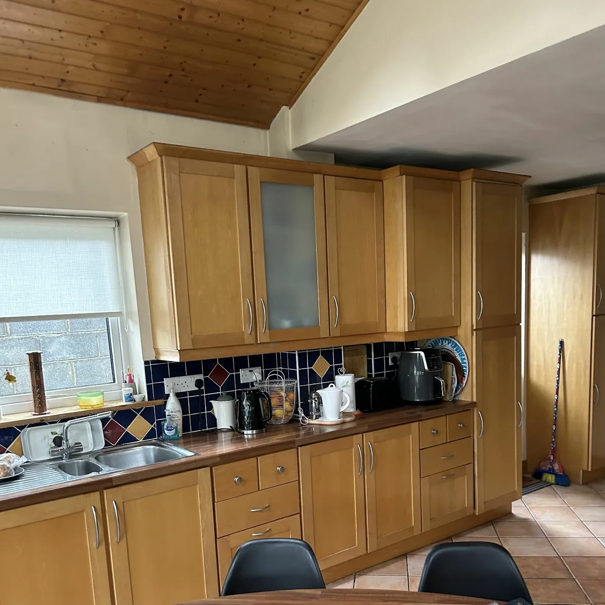 Full Kitchen - Image 2
