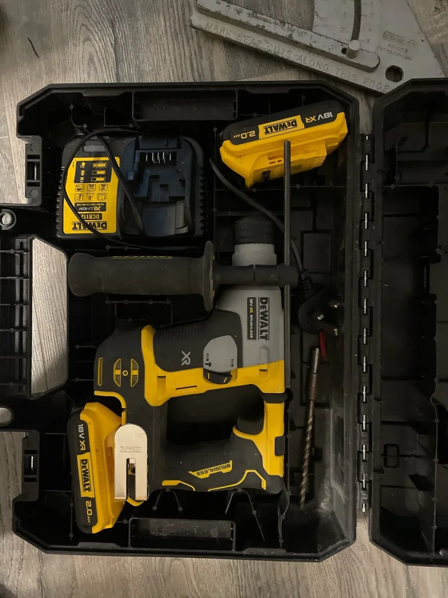 Dewalt sds