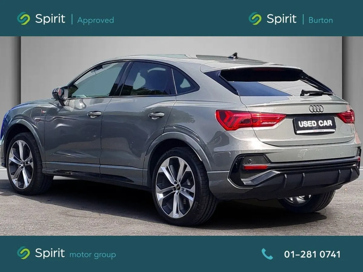 Audi Q3 Hybrid Black Ed S-line Sportback - Image 2